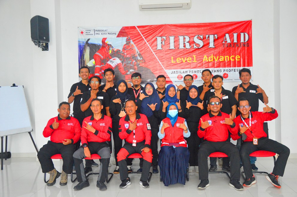 team diklat PMI PMR KSR relawan cianjur korps Red Cross Indonesia website