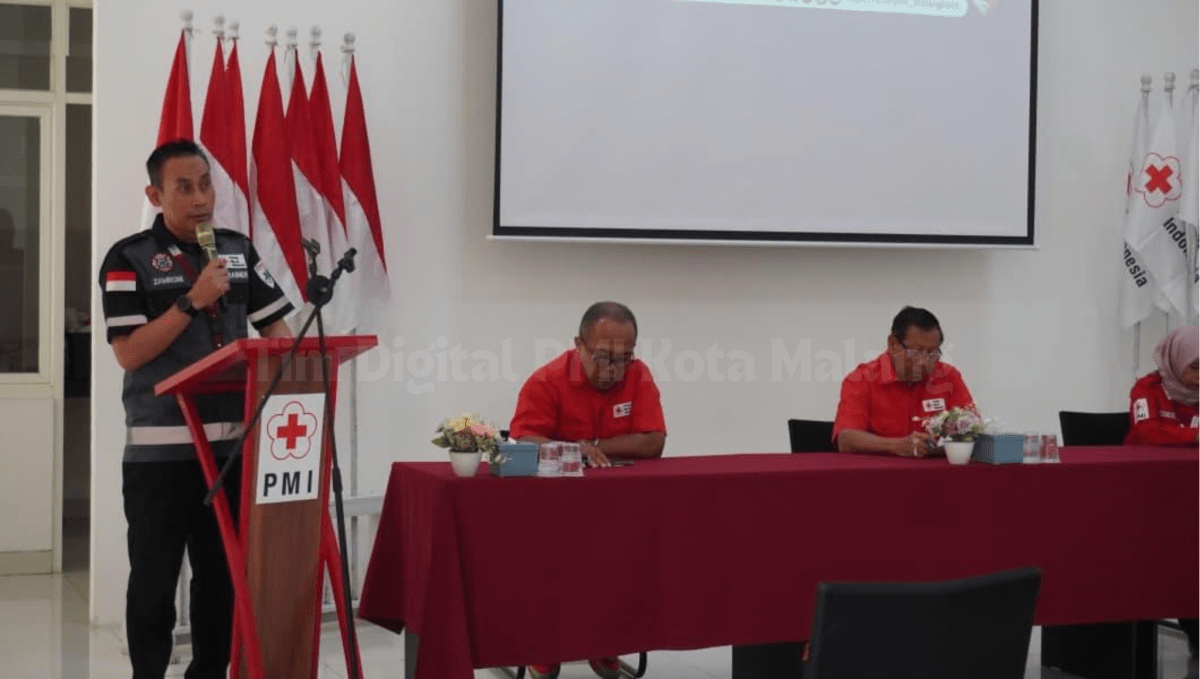 Penyampaian laporan Ketua Panitia Pelatihan Ambulans PMI Kabupaten Cianjur